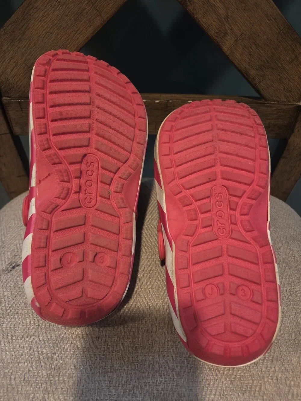 Kids Disney Christmas Crocs- Green & Red - Size 3